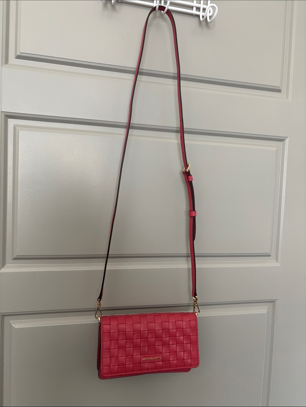 Michael Kors Pink Convertible Crossbody Wallet - Picture 7 of 8